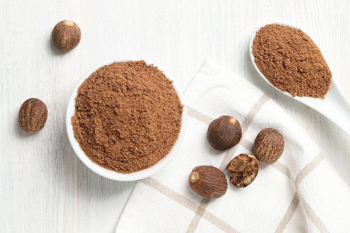 ≡ Noix de Muscade : Origine, Bienfaits & Utilisations   Recettes