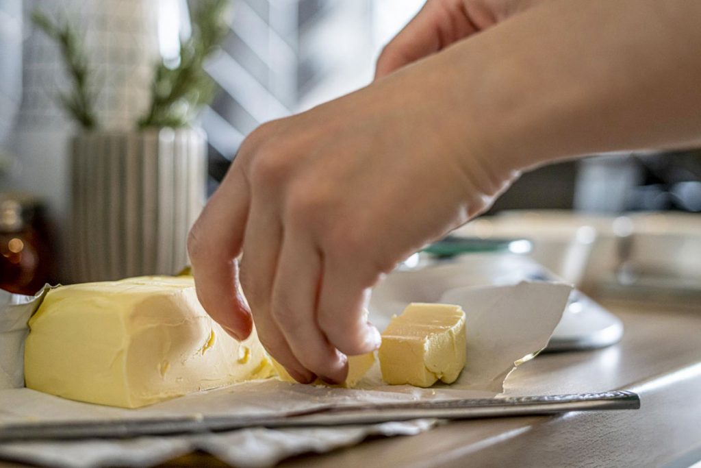 ≡ Préparer un Beurre Clarifié (Ghee) Recette Facile de Super Marmite